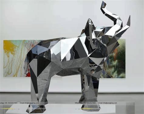 geometric animal steel sculpture abstract beauty  modern arts