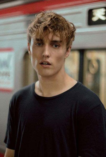 Sam Fender Cancela Las Fechas Restantes De Su Gira Por Ee Uu Blin Blin