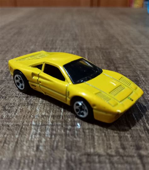Carrinho Hot Wheels Ferrari Gto Carrinho De Beb Hot Wheels Usado Enjoei