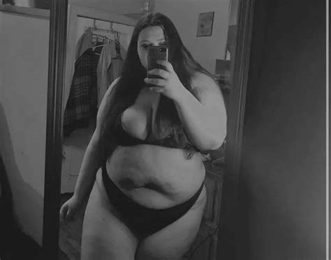 Stoned Pretty Nudes 420 Girls NUDE PICS ORG