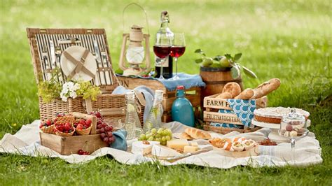 How to Start a Luxury Picnic Business in 2023 | Guide, Tips