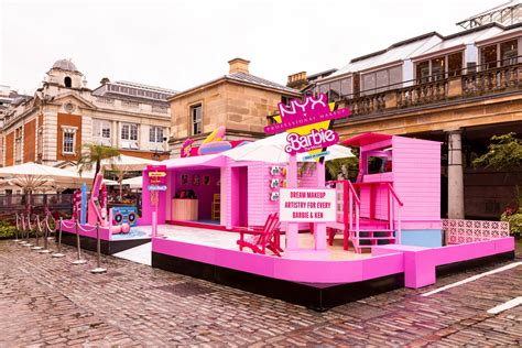 barbie beach house 9
