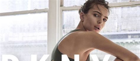VIDÉO Emily Ratajkowski sulfureuse en lingerie dans la nouvelle campagne DKNY