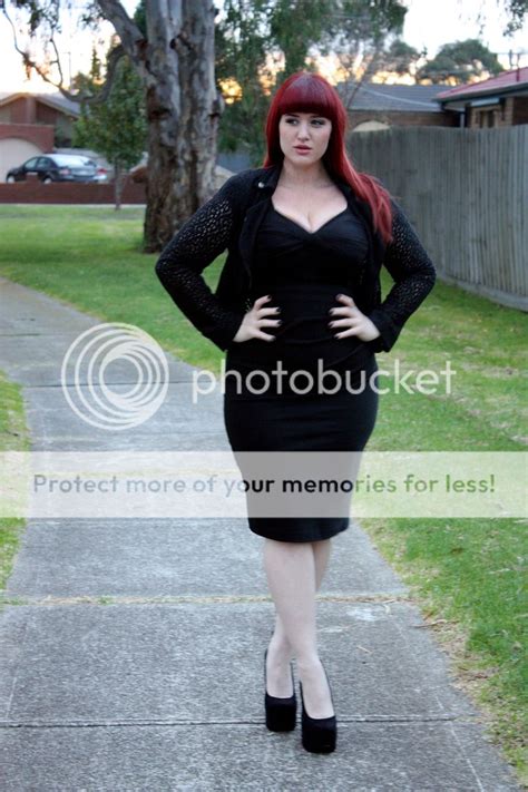 Curves To Kill A Billion Dollar Babe