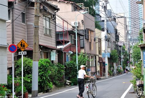 Tsukishima street, Tokyo. Typical Japanese neighborhood. | Japanese ...