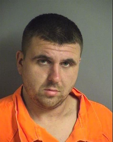 Police Naked Iowa City Man Attempted To Break Into Residences Iowa