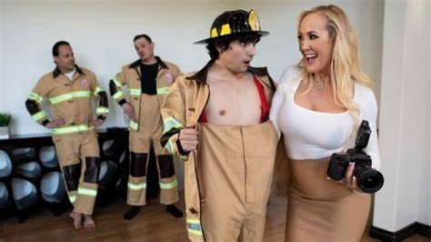 Brazzers Brandi Love In Red Hot Calendar Shoot Brazzers
