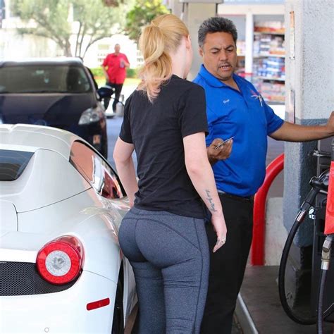 Iggy Azaleas Ass Is The Epitome Of Dump Truck Scrolller