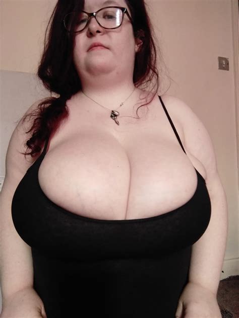 Best U Hollow Insanity Images On Pholder Biggerthanherhead Bbw