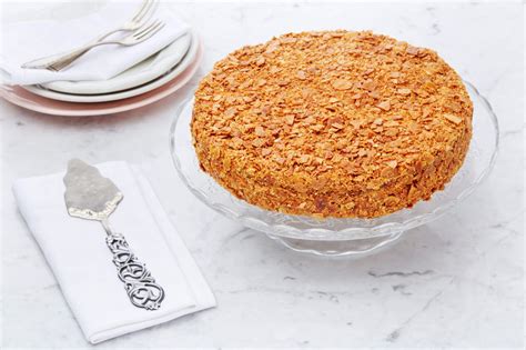 Торт Грильяжный купить в Минске, цена, доставка | Грильяжный торт на ...