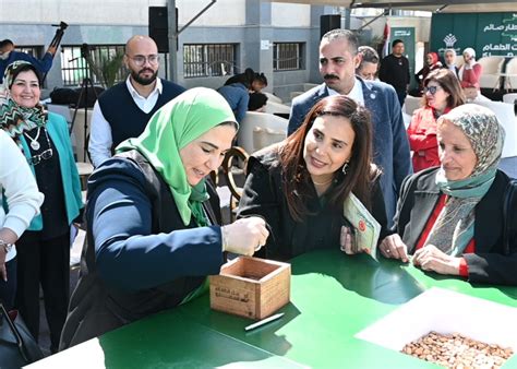 وزيرة التضامن تدشن حملة بنك الطعام إفطار صائم خلال شهر رمضان جريدة