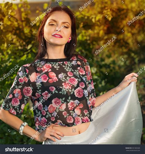Sexy Beautiful Attractive Brunette Woman Slim Stock Photo Shutterstock