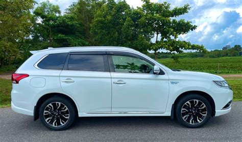 Mitsubishi Outlander 2015 Cars Review Price List Full Specifications