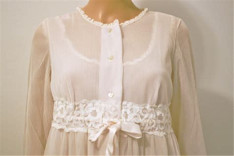 MINT LINGERIE Double Chiffon Nightgown Robe Bust 34 Quality Pleated Vintage Pink SARAMAL