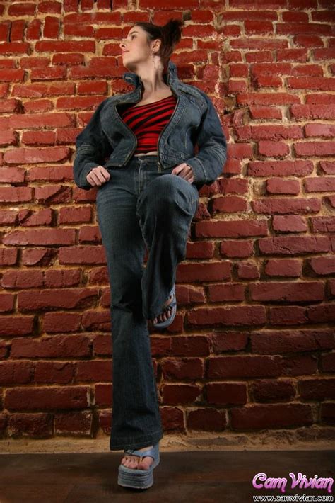 Pictures Of Cam Vivian Showing Her Hot Naked Body Porn Pictures Xxx Photos Sex Images