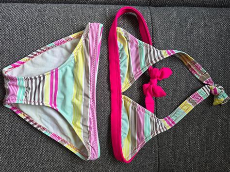 Bikini Jahre Gebraucht in Büttikon AG für CHF mit Lieferung auf Ricardo kaufen