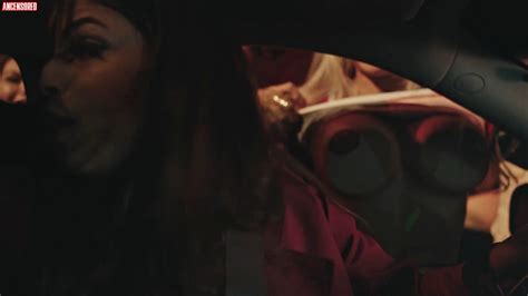 Naked Unknown In Samantha