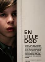En Lille Dod Nude Scenes Aznude