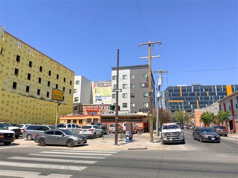 Why walking down 42nd street is still a must for every tourist 5