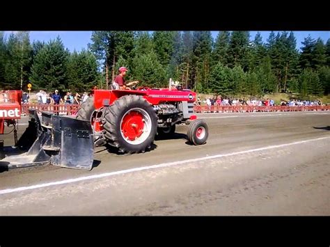 Mf 1150 Tractor Pulling Youtube