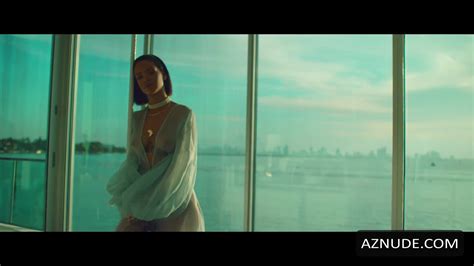 Rihanna Sexy And Hot In Needed Me Music Video Aznude
