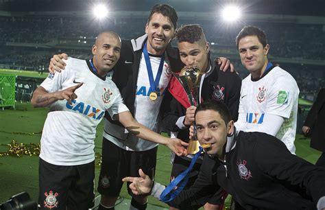 Corinthians No Super Mundial - Título mundial do Corinthians completa 12 anos: relembre a final em ...