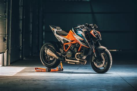 KTM LC8 | Dueruote