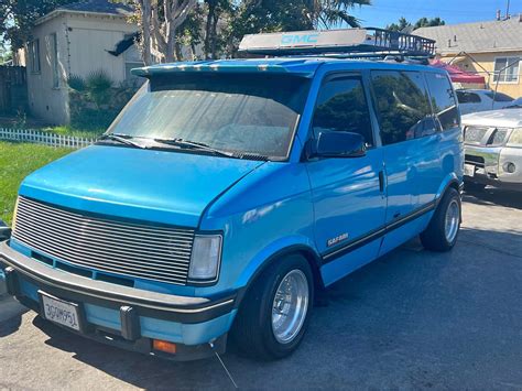 1994 GMC Safari Passenger · Minivan - Cars & Trucks - San Bernardino