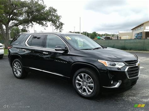 Mosaic Black Metallic Chevrolet Traverse Premier Exterior Photo