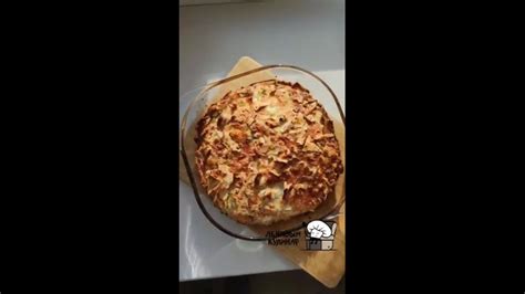 Ленивый пирог Смешиваем 3 яйца, 200 мл молока,100 г творога, 100 г сыра ...