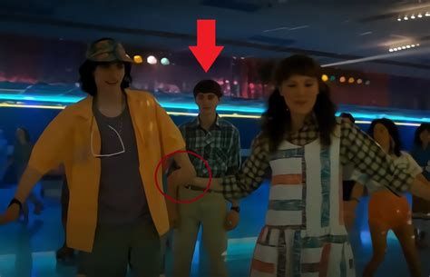 Is Will Byers Gay In Stranger Things Three Hints From Season Will Byers Loves Mike Wheeler