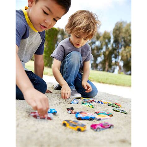 Hot Wheels Li Araba Seti H