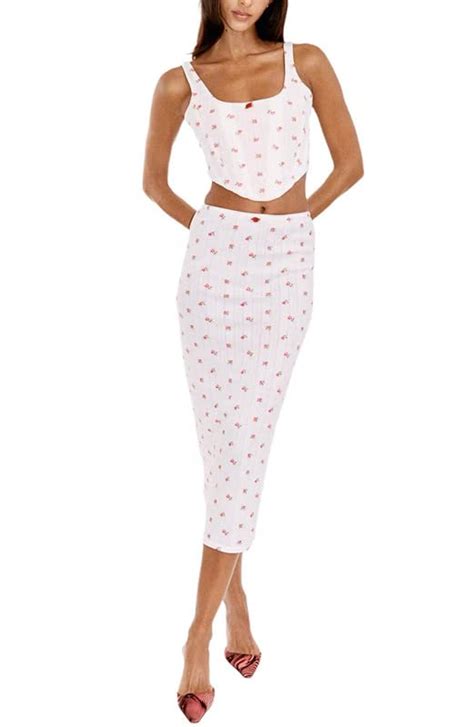 Hot Sexy Miki Ash Bikini Pics