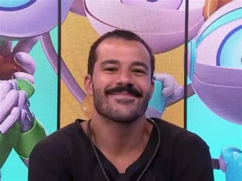 Mateus Pires Protagoniza Novo Nude No BBB