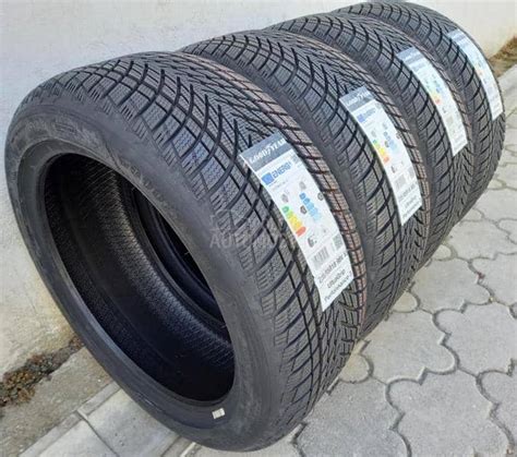 Goodyear 235/45 R18 Zimska | Gume | Polovni Automobili