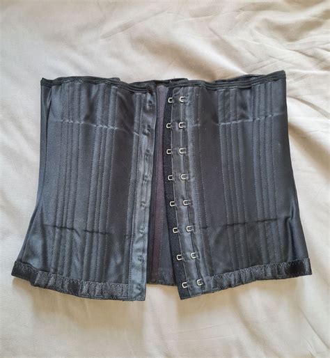 Corset Elastique Lingerie Feminina Madame Sher Usado Enjoei