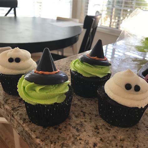 Spooky Halloween Cupcakes