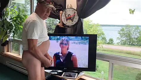 Superb Horny Pose Deserves A Cumm Tribute Gay Amateur Porn XHamster