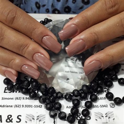 Unhas nude inspirações que são pura elegância
