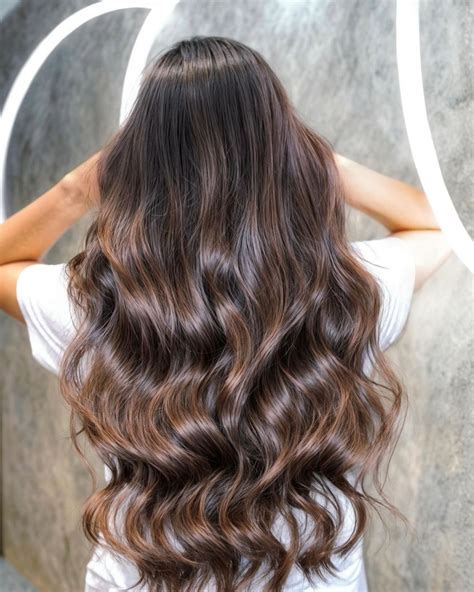 Expensive Brunette Gusto Hair