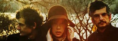 Blonde Redhead Regala Remixes De Penny Sparkle