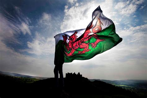 Welsh Flag Wallpapers Top Free Welsh Flag Backgrounds Wallpaperaccess