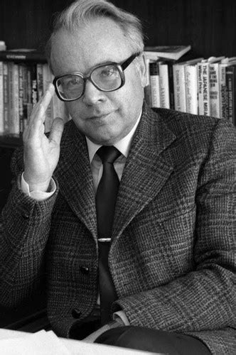 Всеволод Владимирович Овчинников в Библиотеке «ImWerden»