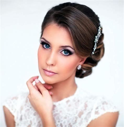 Как сделать пучок - эта простая прическа пучок - Мода и стиль.