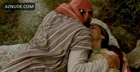 EVE GIDEN YOL NUDE SCENES AZNude
