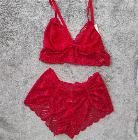 Comprar Conjunto Lingerie de Calcinha e Sutiã Melis Renda Vermelho Menor Preço Prelas Moda Online