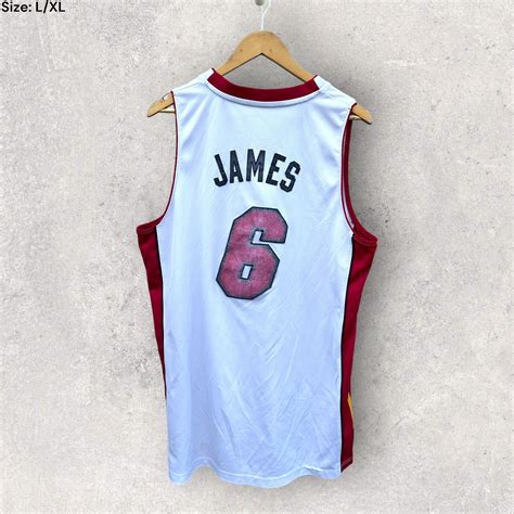 LEBRON JAMES MIAMI HEAT AWAY JERSEY – THRILLOFTHETHRIFT