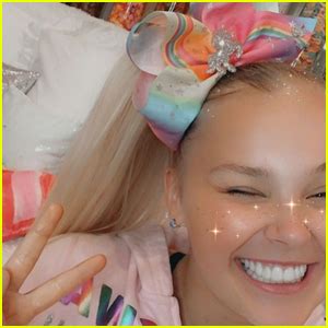 Jojo Siwa Goes Back To Blonde Hair Just Two Days After Debuting Brunette Hair Jojo Siwa Just