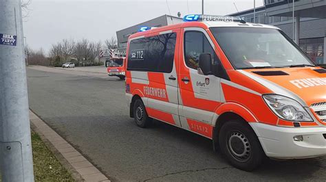 L Schzug Der Berufsfeuerwehr Erfurt Wache R Ckt Raus Youtube