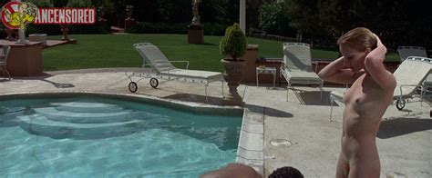 Naked Claudia Jennings In The Man Who Fell To Earth